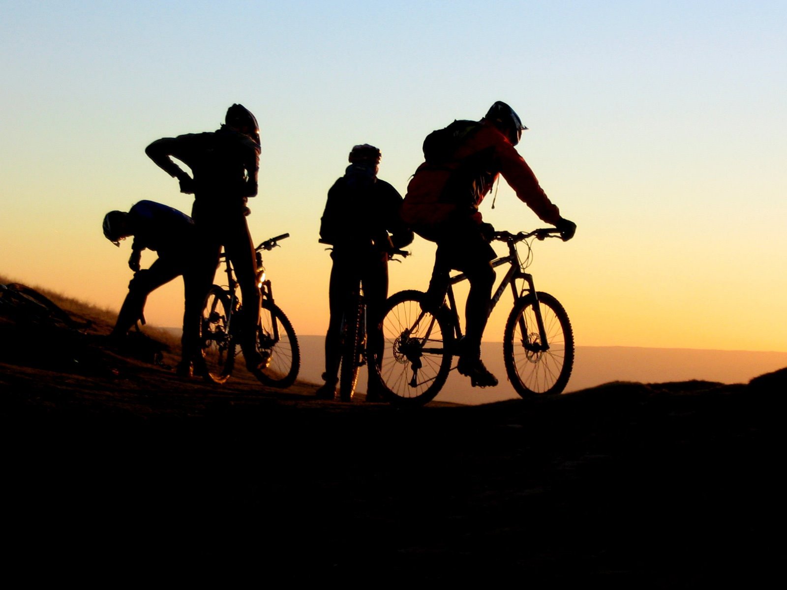 sunset-downhill-mountain-bike-hd